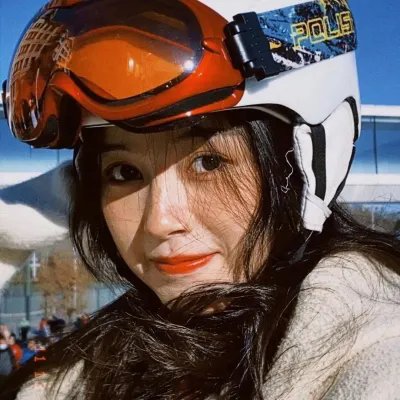 异兽来袭海报